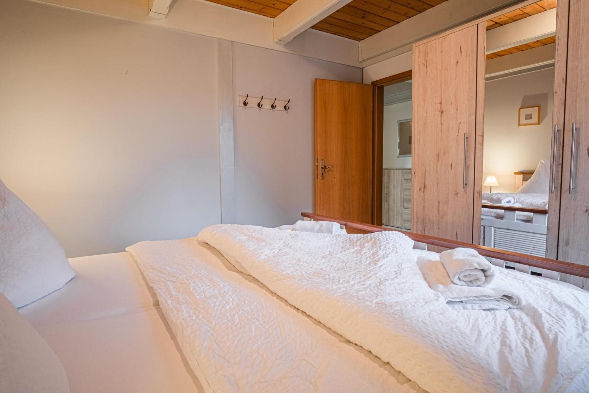 Apartamento Haus Moewe Pellworm Exterior foto